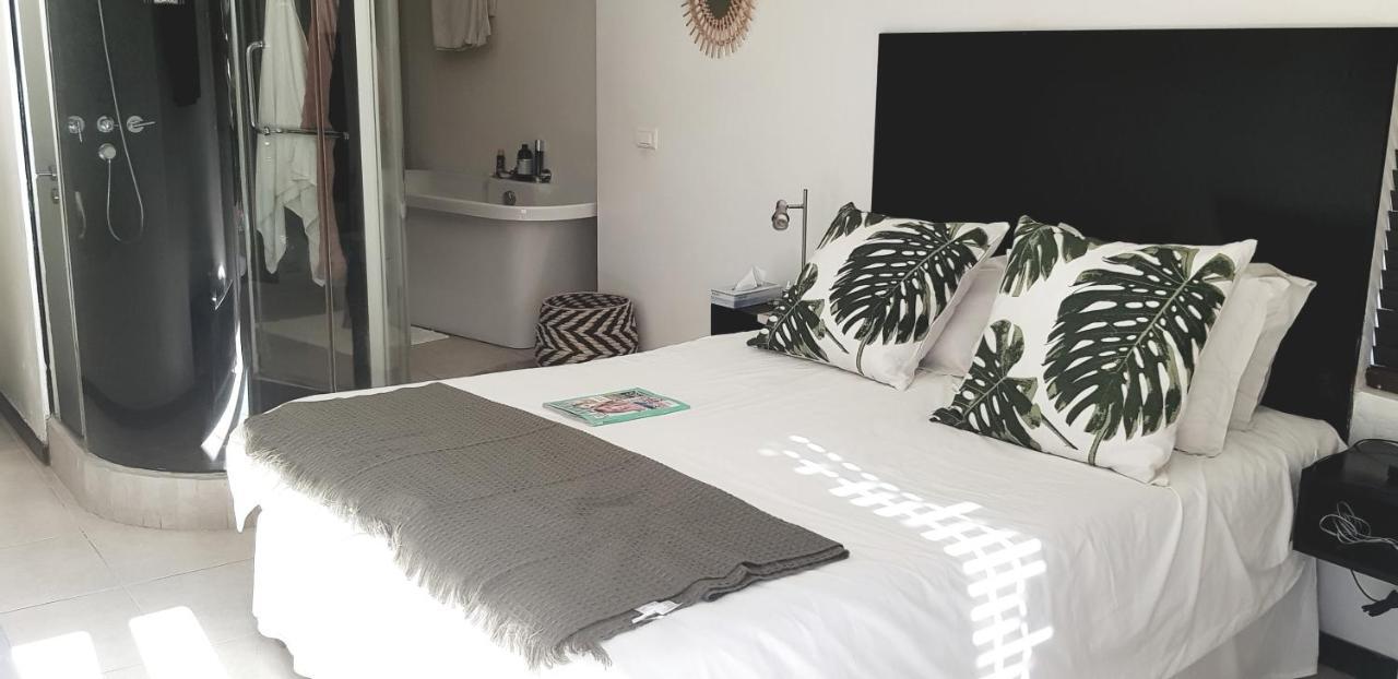 Beach Apartment - Trou Aux Biches - Ground Floor Mont-Choisy Kültér fotó